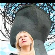 Professoressa di inglese, spagnolo e francese impartisce lezioni a studenti e adulti. Preparazione ad esami di certificazione