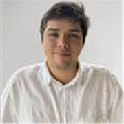 Profesor de diseño grafico para principiantes y intermedios 