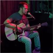 Profesor de guitarra clases personalizadas con metodología práctica