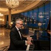 Pianista accompagnatore si offre per ripassare arie e spartiti a cantanti lirici a Milano