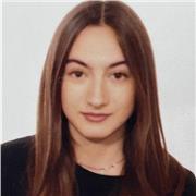 Soy una persona con ganas de enseñar y ayudar académicamente a estudiantes de secundaria.