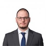 Graphic Designer propone lezioni di Logo Design con sketch e Adobe Illustrator una volta imparato è una Passione e mestire