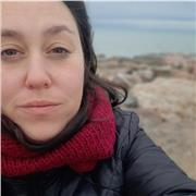 Soy educadora social y voy a dar clases sobre inteligencia emocional, lo que es transversal a el proceso de aprendizaje.