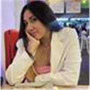 Profesora de apoyo durante curso lectivo o vacaciones
