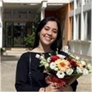 Studentessa di Medicine and Surgery con certificazione Cambridge C2 di lingua inglese propone lezioni di inglese per ogni età