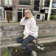 I give 1-1 lessons to students in Primary and Secondary school, specialising in English and Mathematics.