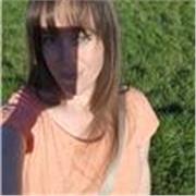 Online TEFL certified tutor, specialising in English and French (B1)