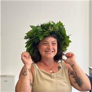 Insegnante di biologia e materie scientifiche affini con oltre 10 anni di esperienza. Laureata sia in biologia che in etologia.