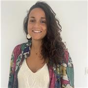 I am Spanish and I can teach online, adapting to schedules and individual needs. I am a Master's and university internship tutor