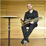 Clases de apoyo de lenguaje musical, trombón, piano, análisis musical, percepción auditiva e historia de la música.
desde iniciación hasta profesionales