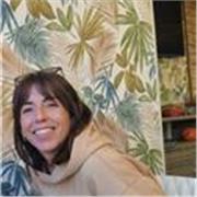 ¡Hola! Soy graduada en Educación Primaria con la especialidad de Inglés y ejerzo como docente en centros públicos. 