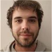 Assistente universitario impartisce ripetizioni di matematica e fisica a studenti liceali e universitari