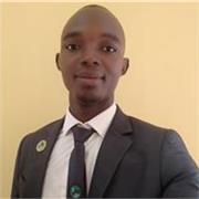 professeur particulier donnant des cours de soutient scolaire aux étudiants du primaire et au secondaire