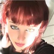 Insegnante di letteratura, epica e antologia, con competenze dalla scuola primaria al terzo superiore