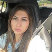 Fluent in English. Looking to help develop children’s English speaking level :)