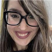 Diplomata in lingue impartisce lezioni di doposcuola per studenti di scuola elementare,medie e superiori