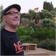 Insegnante di Lettere con esperienza offre ripetizioni Greco, Latino, Inglese, Storia, Filosofia, Italiano. Superiori e università