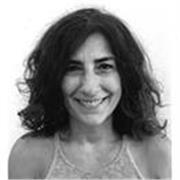 Prof d'italien à l'université donne des cours en ligne à tous niveaux