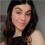 Estudiante del Grado de Maestro de Educación Primaria, ofrezco clases de apoyo escolar a niños y niñas de primaria.