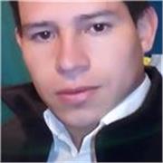 Ingeniero industrial devoto a enseñar lo que sabe a niños, jóvenes y adultos