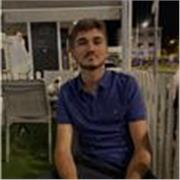 Prof en ligne donne des cours pour étudiant en économie/SES