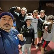 🥊 CLASES DE BOXEO PERSONALIZADAS

Entrena de forma exclusiva, mejora tu técnica y alcanza tus objetivos con atención personalizad