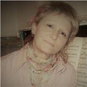 Un saluto a tutti Sono di Cesano Maderno (MB) Insegno Pianoforte a tutti i livelli da più di venticinque anni