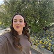 Profesora de inglés que ofrece clases desde Primaria hasta Bachillerato