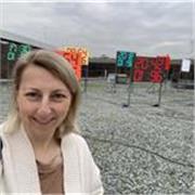 Insegno tennis a Bambini o adulti principianti nel weekend o orario serale. Simpatica e flessibile