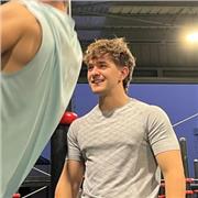 Entrenador especializado en Calistenia, Fuerza y Movilidad – Domina tu cuerpo y supera tus límites