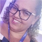 Dou aulas para adolescentes, jovens, adultos e idosos