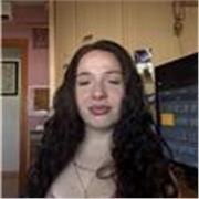 Mis clases van los alumnos de Edu. Infantil y Edu. Primaria, tanto para refuerzo escolar, como escritura, entender conceptos. 