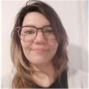 ¿Buscas una forma diferente de aprender español?
Soy escritora y asesora literaria. Te ayudo a mejorar tu fluidez con libros, películas y conversaciones adaptadas a tus intereses.
Aquí aprendemos con gusto, a tu ritmo y con motivación.

¿Te vienes?