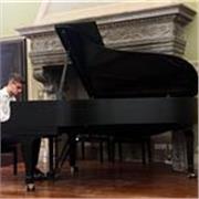 Lezioni di pianoforte per tutte le età con un pianista esperto di concorsi e masterclass a Roma