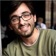 graduado en filología hispánica en la Universidad de Salamanca y profesor desde 2016 en secundaria y bachillerato. 