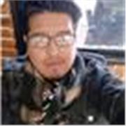 Maestro de primaria alta, sexto grado preparando niños para la secundaria