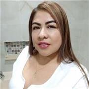 Licenciada en lengua castellana y último semestre de administración pública