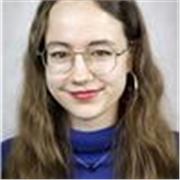 Udzielam lekcji matematyki dla uczniów podstawówki oraz liceum na poziomie podstawowym :)