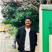 English Tutor for Students — Conversational, Academic and Exam Preparation.