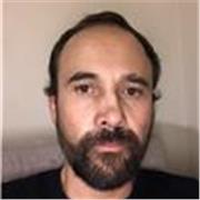 Doy clases de dibujo con modelo para representar a la figura humana