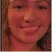 Profesora de matemáticas y apoyo escolar en educación para niños y adultos en formación virtual