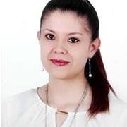 Economista egresada de la Universidad Santo Tomas