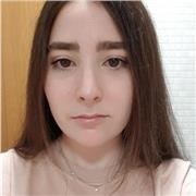 Graduada en Conservatorio profesional, daria clases particulares en persona y online.