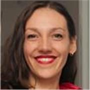 Professeure de Français pour adultes, spécialisée dans l'éducation populaire et l'engagement volontaire à l'international