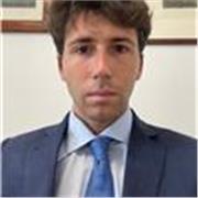 Avvocato, laureato in Giurisprudenza con 110 e lode presso l'Università Bocconi, offro lezioni di diritto civile e commerciale