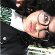 Tengo 14 años, y me gustaría empezar impartiéndo clases, soy bastante buena en explicar, y no cobro mucho