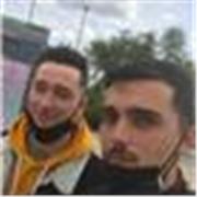 Profesor bilingue con carisma pero sin título certificado, idioma más que asegurado y GRAN trato al cliente.