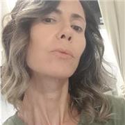 Docente specializzata sostegno medie e di ruolo nel pubblico amo il mio lavoro e vorrei continuarlo sempre