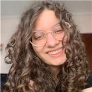 Estudiante en el 3er año de filología inglesa, tengo el B2 (First Certificate) y me gustaría obtener experiencia en la enseñanza.