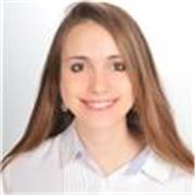 Recién graduada en Ingeniería Industrial imparte clases de matemáticas y física